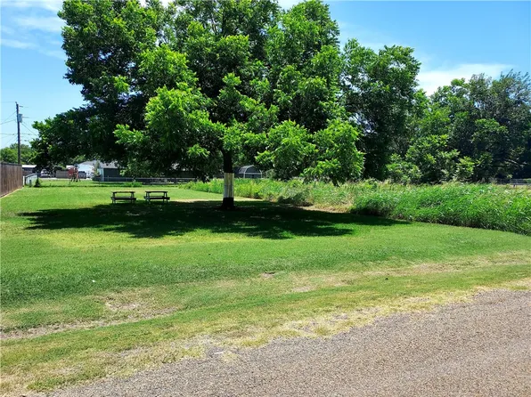 Pamela Ave, Waco, TX 76705