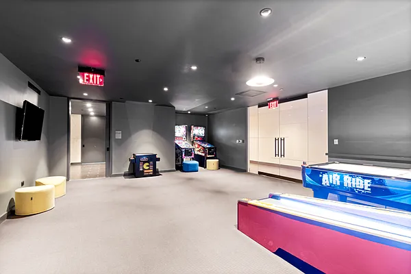 Rented by HomeDax Real Estate | media 38