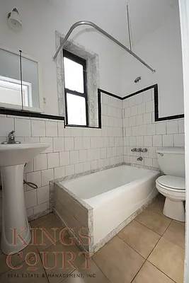 Rented by Kings Court Real Estate | media 27