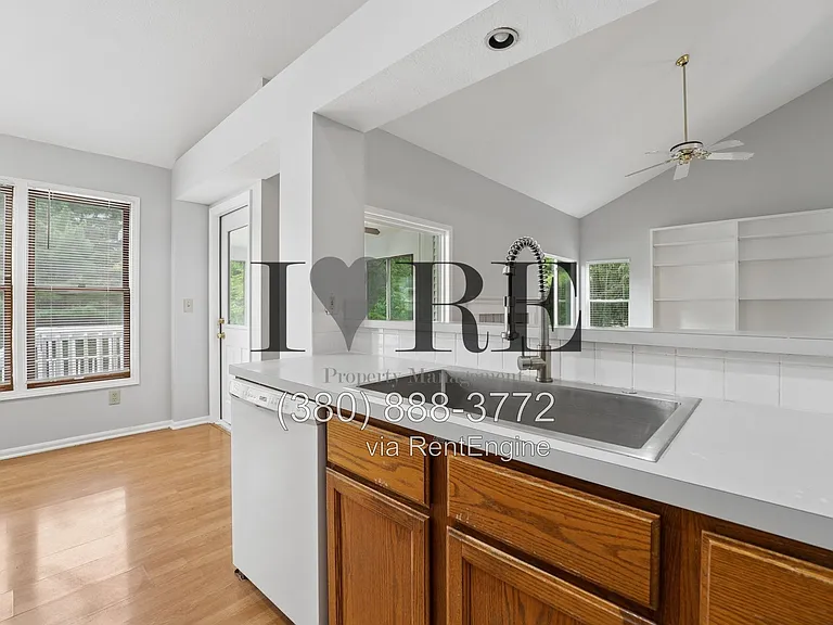 358 Belle Haven Pkwy — Photo 19