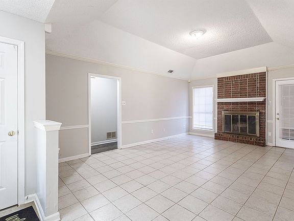 5th image of 7527 Port Albert Ln