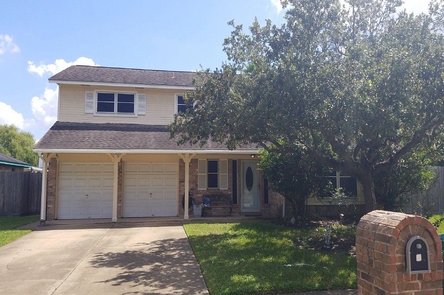 1st image of 4023 Woodhollow Ln