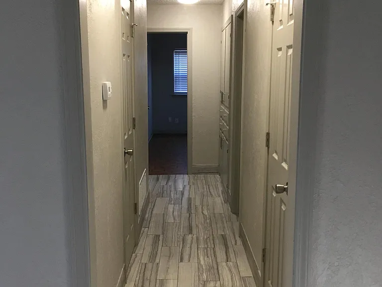 119 S Mercedes Dr — Photo 11