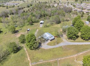 1276 Amity Ln, Tahlequah, OK 74464