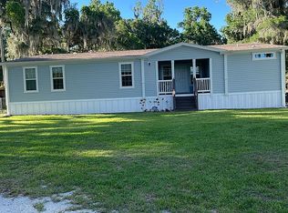 204 E Keysville Rd, Plant City, FL 33567