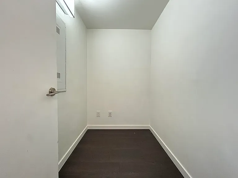 5515 Boundary Rd #2703 — Photo 8