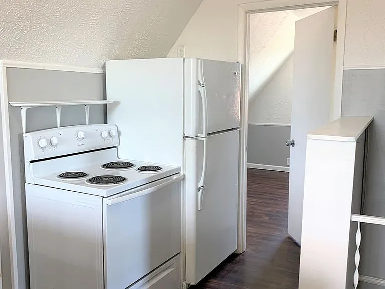 935 Farrington St #&-424 — Photo 11