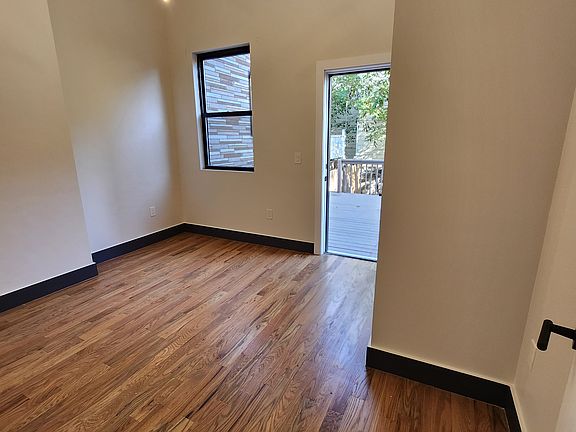 4th image of 604 Palisade Ave #1G
