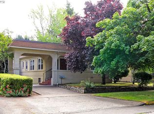 1627 Villard St, Eugene, OR 97403