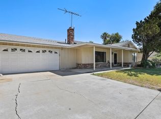 19212 Yankton Dr, Bloomington, CA 92316