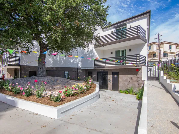 2225 Mira Vista Ave #202, Montrose, CA 91020