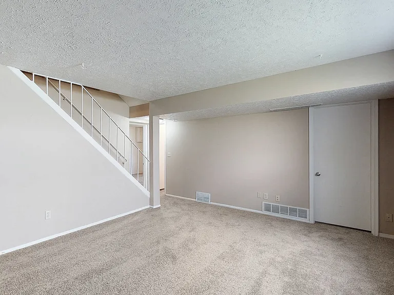 Westwood Duplexes — Photo 31