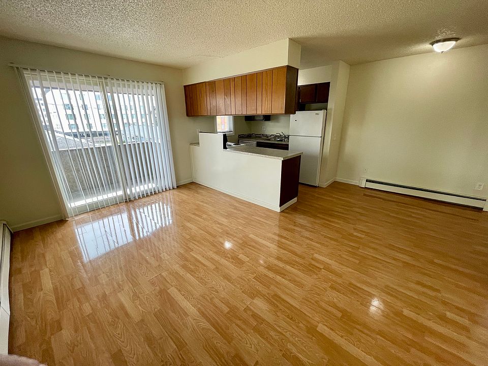 1st image of 1023 W 26th Ave APT 302