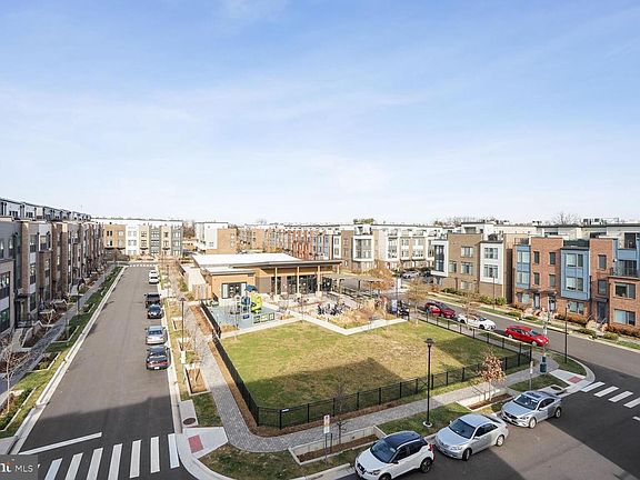 3rd image of 8154 Varick Pl