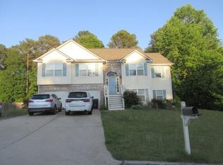 93 Sugar Mill Dr, Dallas, GA 30157