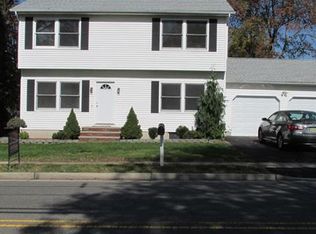 738 New Dover Rd, Edison, NJ 08820