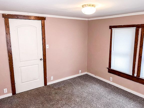 5th image of 3935 E Parses Rd