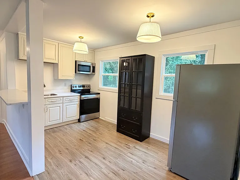 484 Macon Hwy — Photo 5
