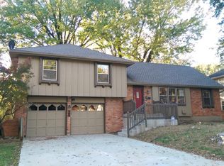 9400 Lamar Ave, Overland Park, KS 66207