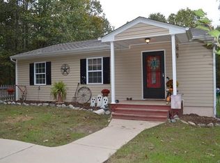 11813 Fisher Dr, Dinwiddie, VA 23841