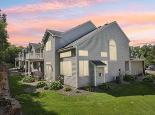 11713 Ryan Cir #1201, Burnsville, MN 55337