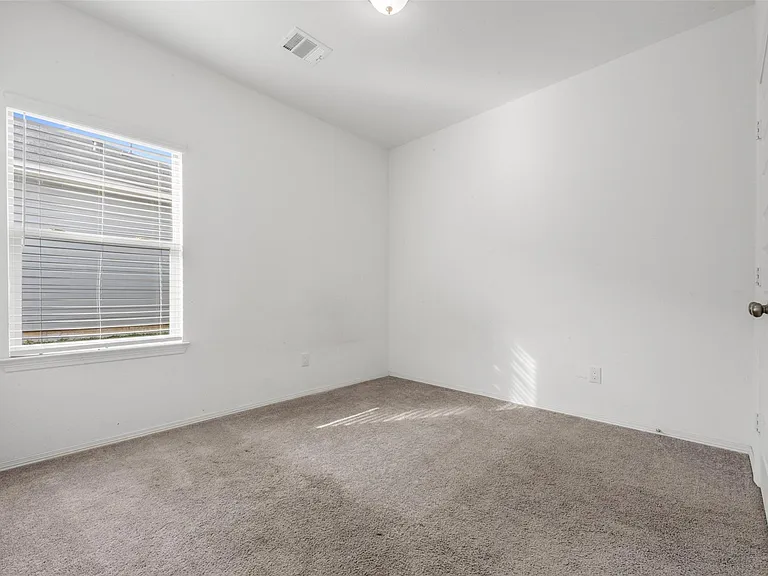 21214 George Vancouver Ct — Photo 18
