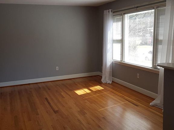 2016-03-30 Laura Rd Photos 028