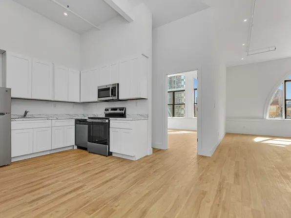 81 Willoughby Street image 1 of 8