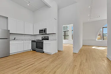 81 Willoughby Street, #507