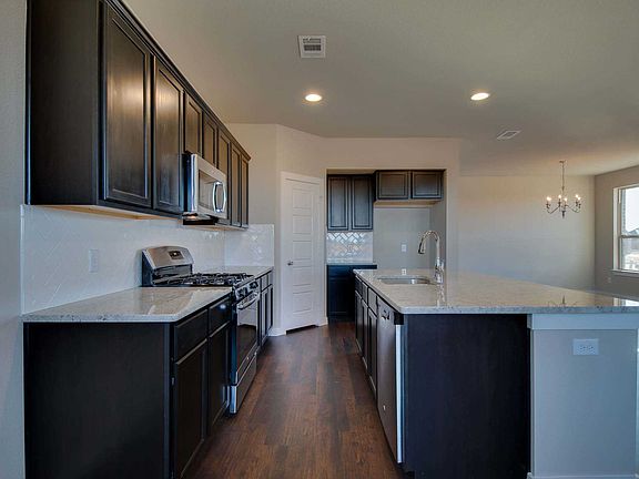 3rd image of 1809 Virtue Port Ln