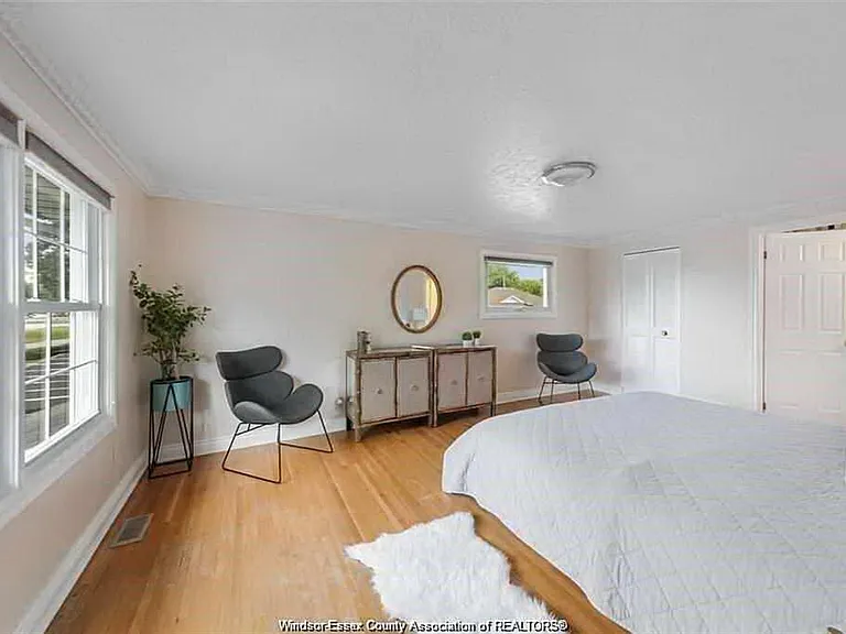 6711 Riverside Dr E — Photo 27