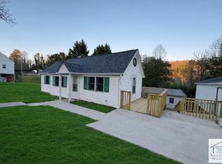 447 Melrose Dr, Bassett, VA 24055