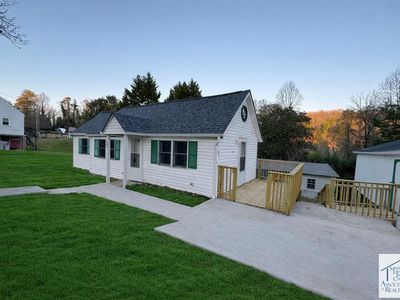 447 Melrose Dr, Bassett, VA, 24055