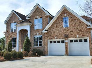 2767 Clovetree Ct, Saint James, NC 28461