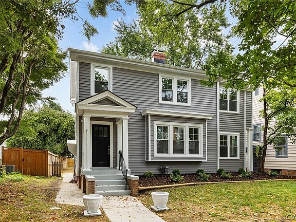 2nd image of 4017 Clinton Ave