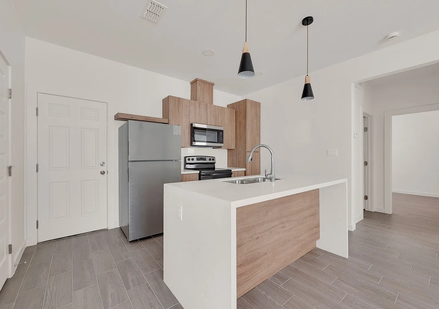 Platinum Apts — Photo 4