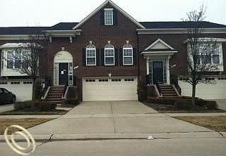 1st image of 955 Sandalwood Dr #1