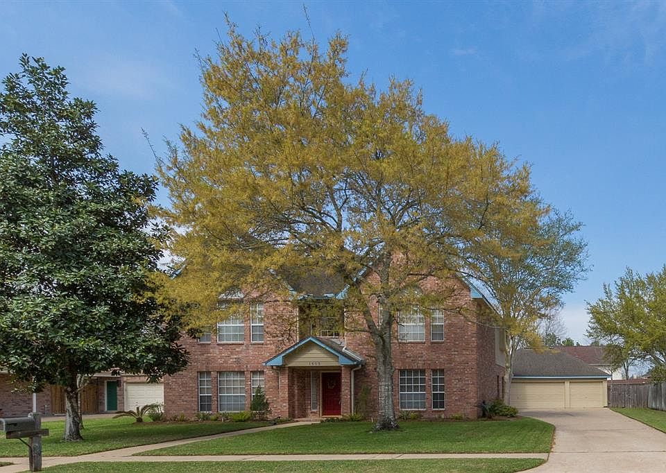 1st image of 1503 Bayou Oak Dr