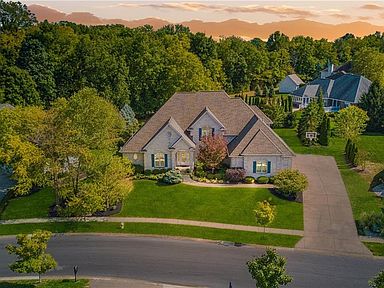 2071 Eagle Trace Dr, Greenwood, IN 46143 | Zillow