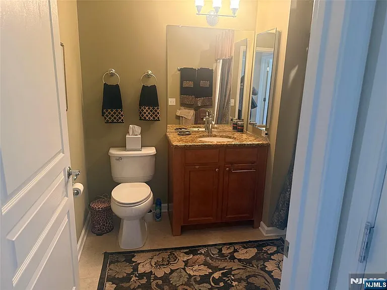1118 Warrens Way — Photo 13