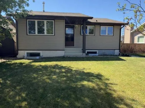 111 N Shacker Cres, Hanna, AB T0J 1P0