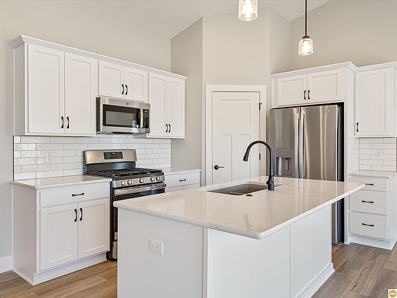5th image of 4802 S 198th Ave