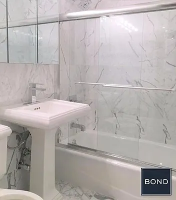 Rented by Bond New York | media 22