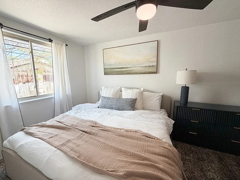 2526 N Clay St #11 — Photo 17