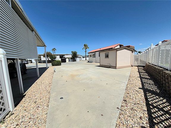 2nd image of 1295 S Cawston Ave Space 173
