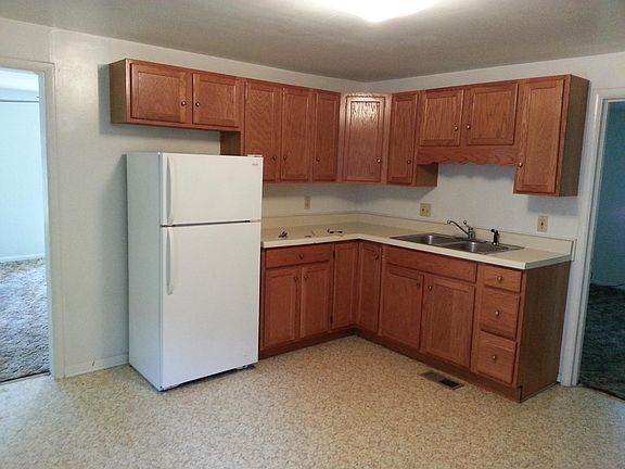 5th image of 417 W Kansas Ave