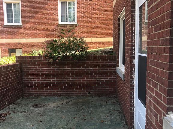 2nd image of 495 Nome Ave APT 5