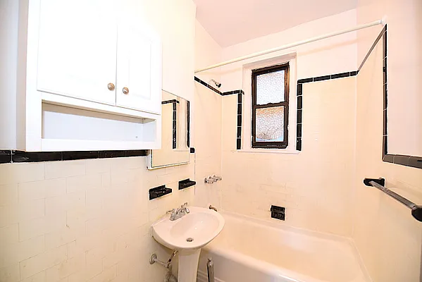 Rented by Keller Williams NYC | media 41