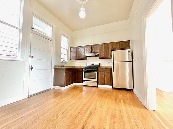 5th image of 3495 16th St #B