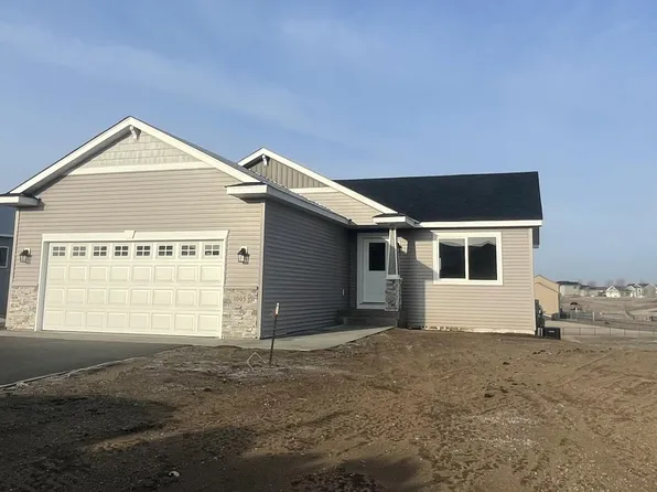 705 10th St, Clearwater, MN 55320